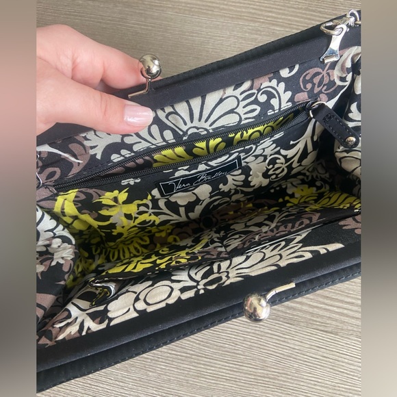 Vera Bradley clutch with detachable shoulder strap - Picture 7 of 9